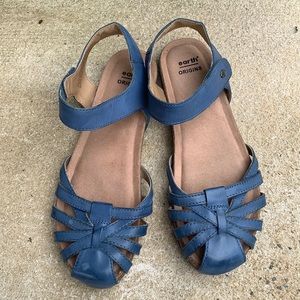 Earth Origins Fisherman Sandal 8.5